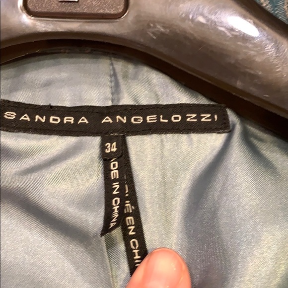 Suit - Picture 5 of 5